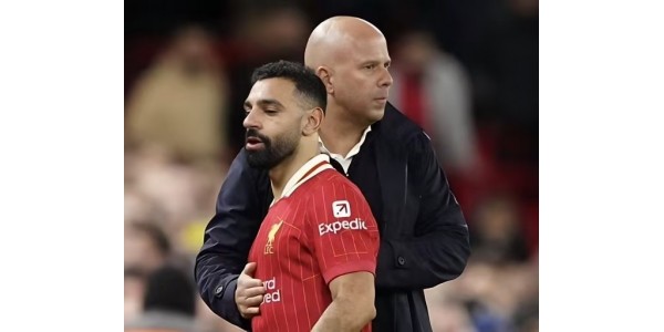 El rojo ya no es el único color: Salah en una encrucijada con el Liverpool El rojo ya no es el único color: Salah en una encrucijada con el Liverpool